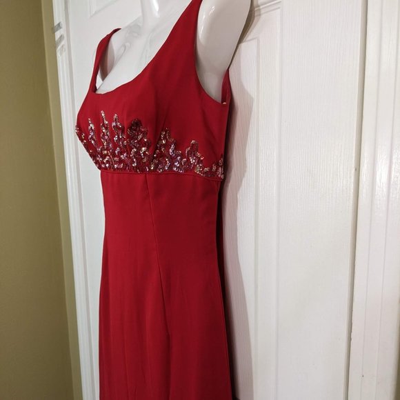 Mike Benet Formals 1960s Vintage Red Chiffon Intricate Sequin Dress - size 10* - Picture 4 of 16
